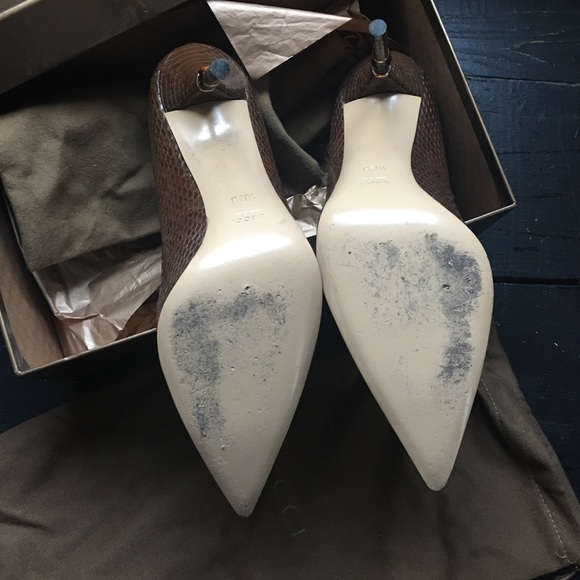 Gorgeous Gucci Python heels! - Picture 4 of 7